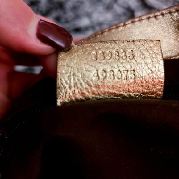 Gucci D-Ring Hobo Bag (Authentic) - Picture 2 of 5